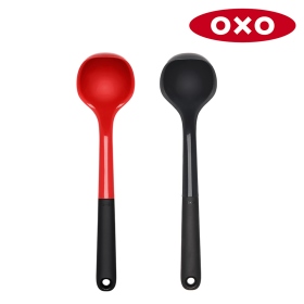 OXO 好好握矽膠長柄杓_黑
